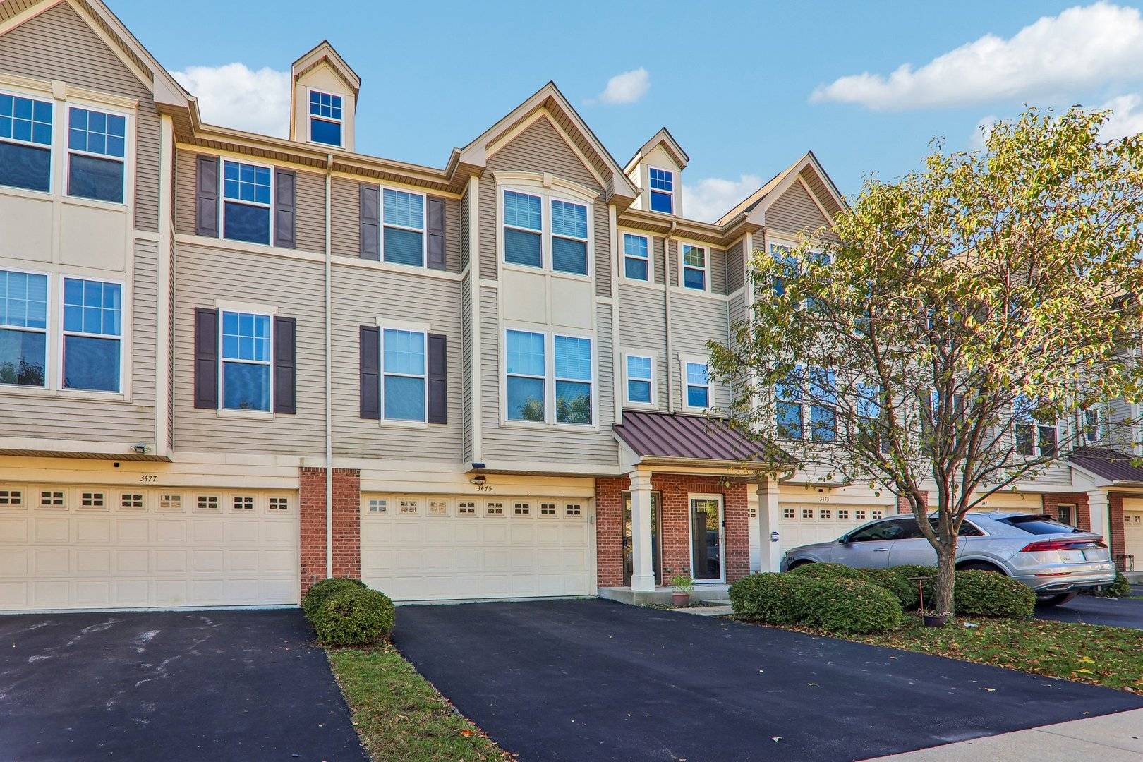 3475 Bradbury CIR, Aurora, IL 60504