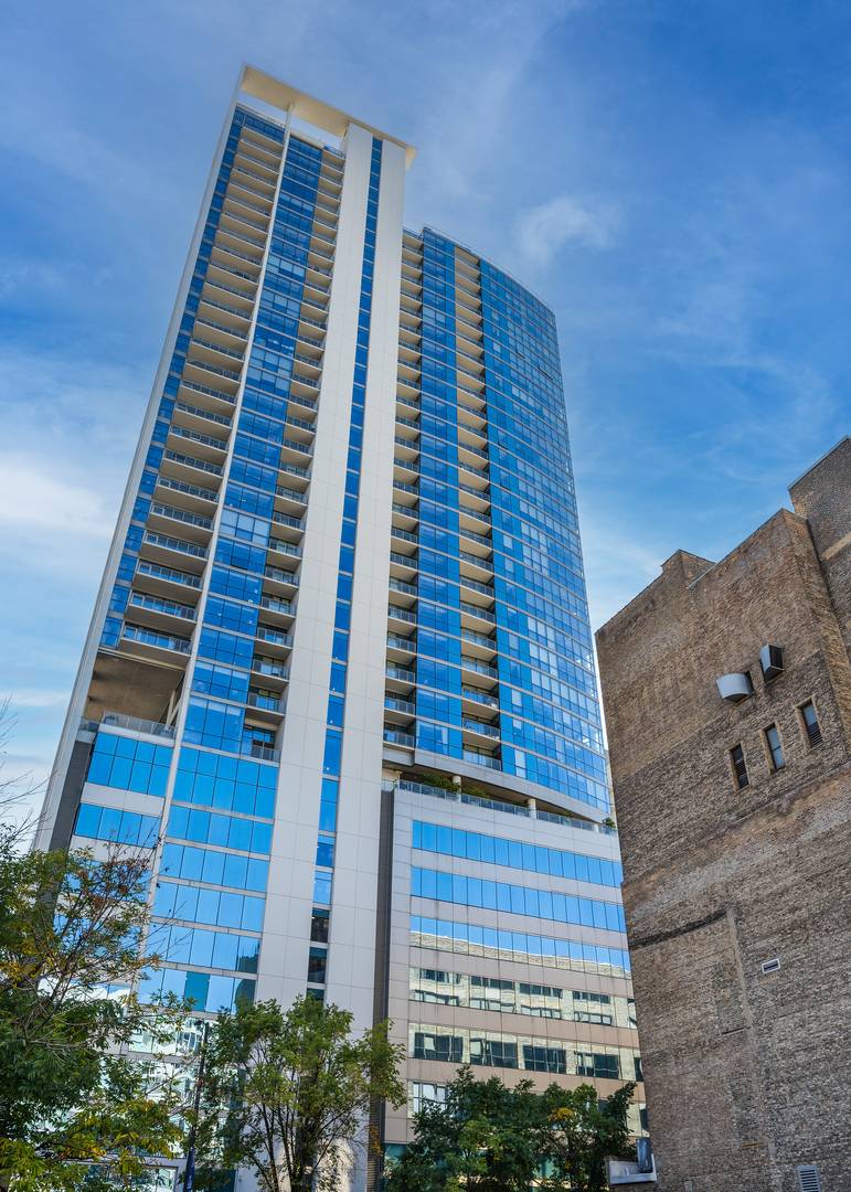 303 W Ohio ST #2807, Chicago, IL 60654