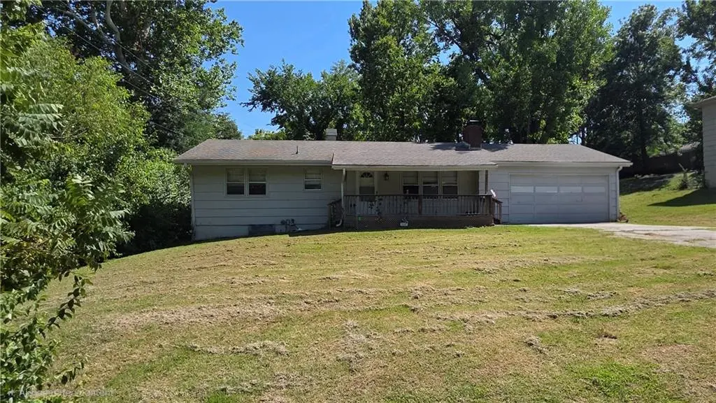 4801 NW 61st ST, Kansas City, MO 64151