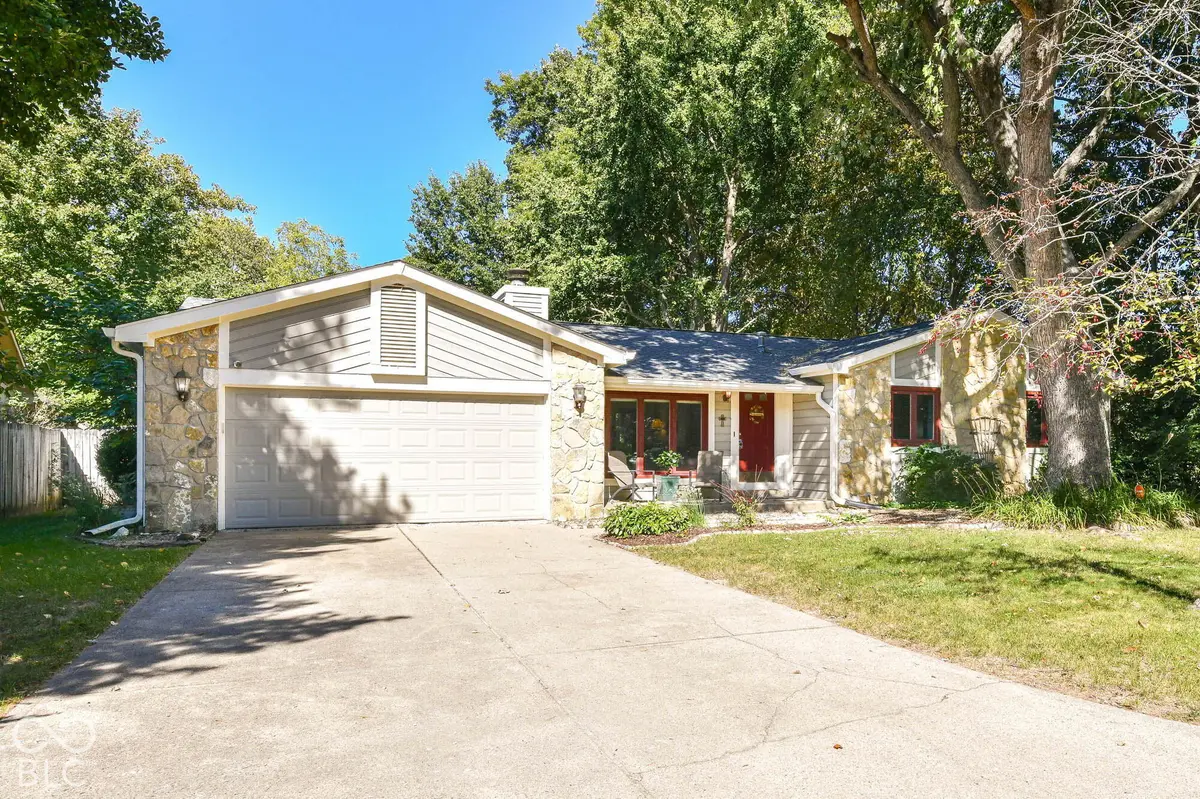 10030 Beam Ridge DR, Indianapolis, IN 46256
