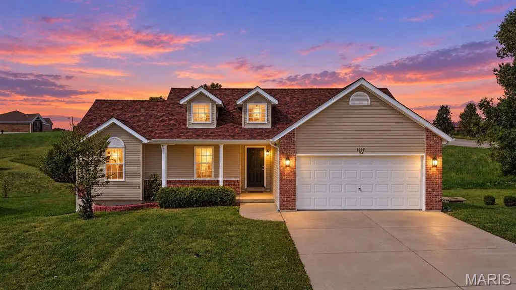 1007 Wrigley CIR, Warrenton, MO 63383
