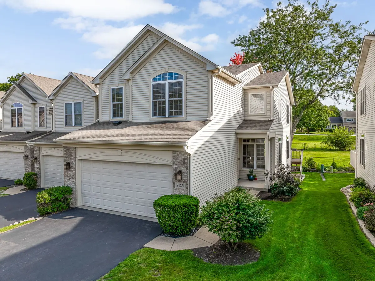 2139 Ashley CT #2139, Downers Grove, IL 60515