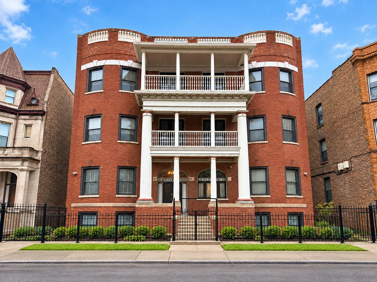 442 E 48th ST #1W, Chicago, IL 60615