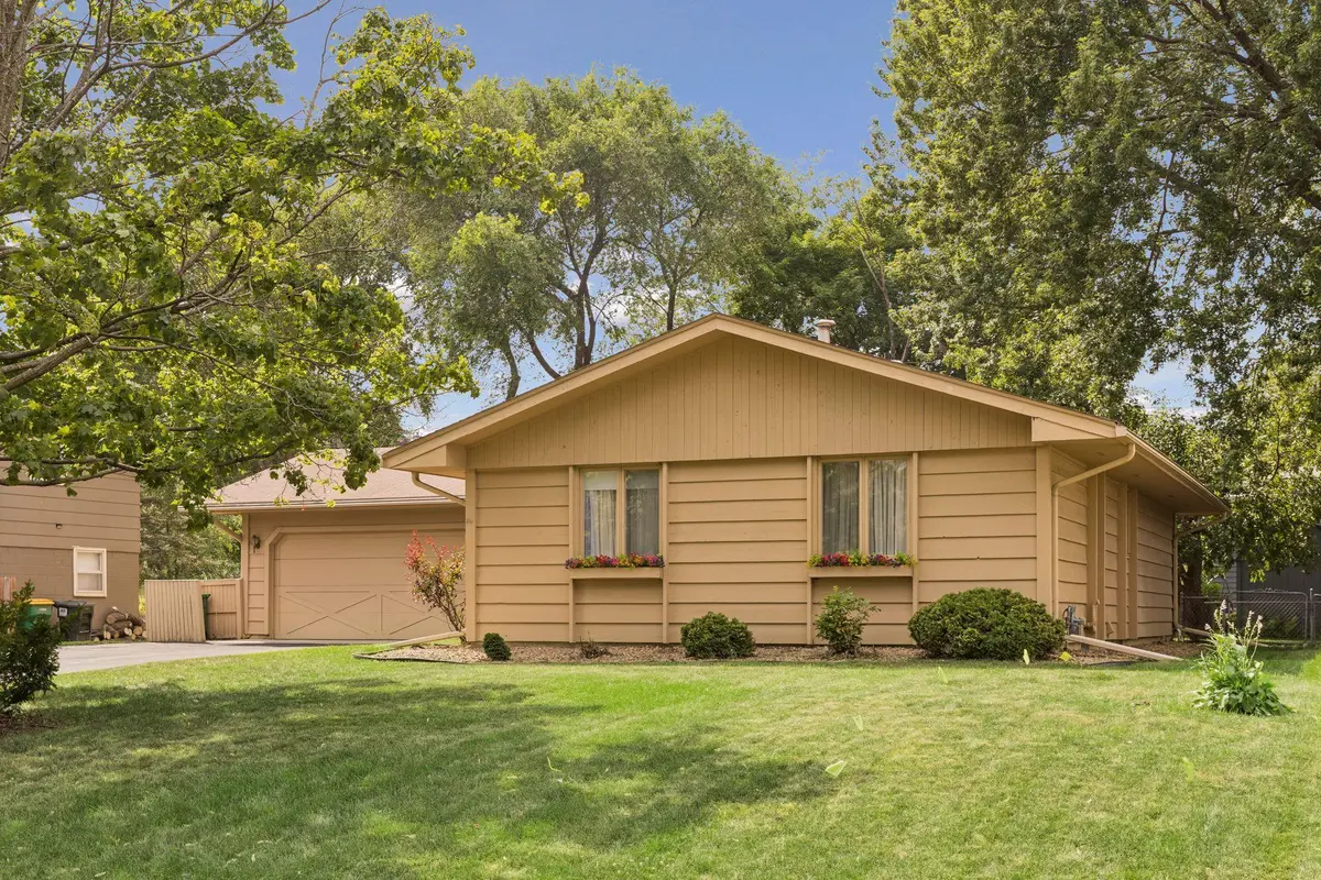 3901 Louisiana AVE N, New Hope, MN 55427
