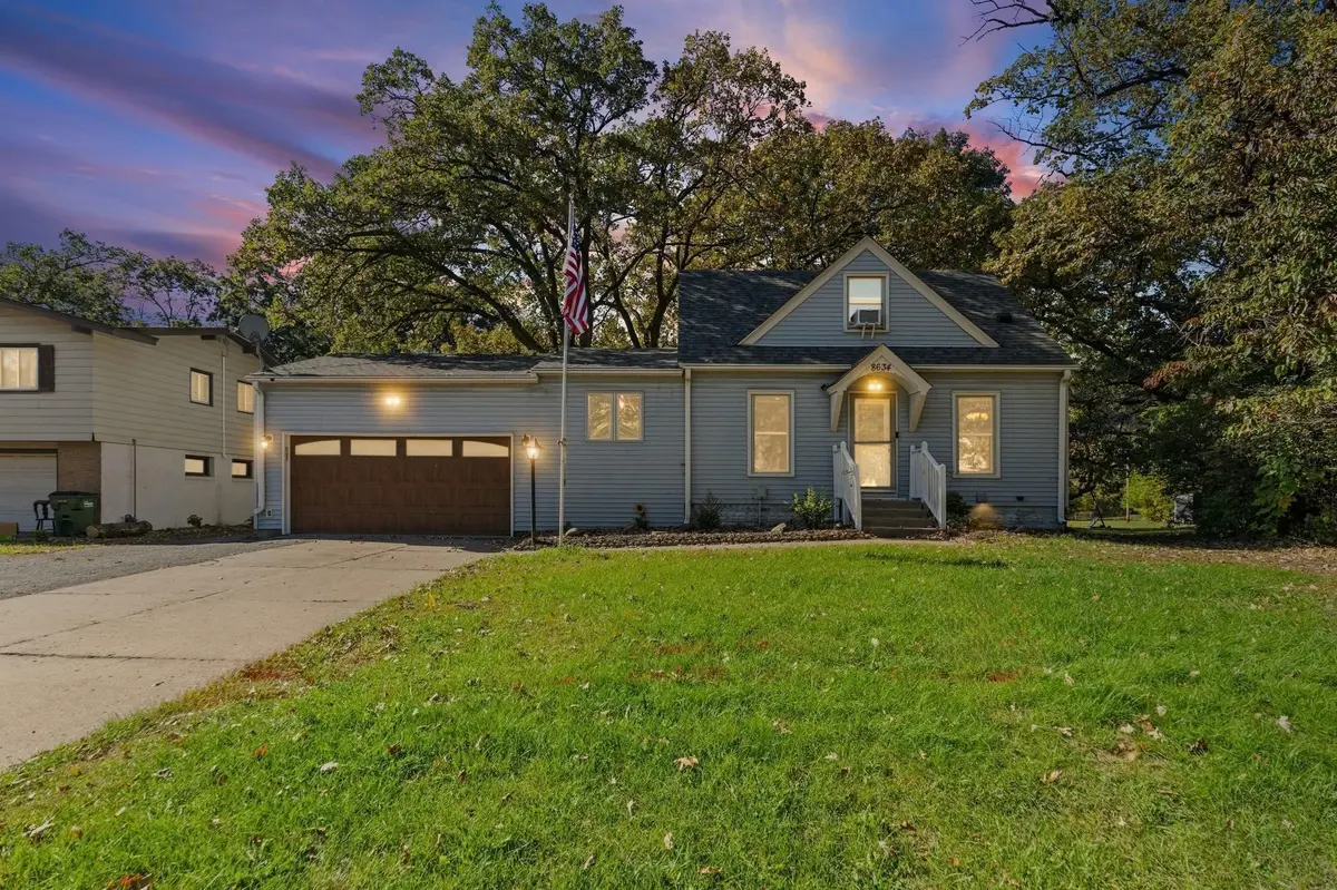 8634 Lincoln ST NE, Blaine, MN 55434