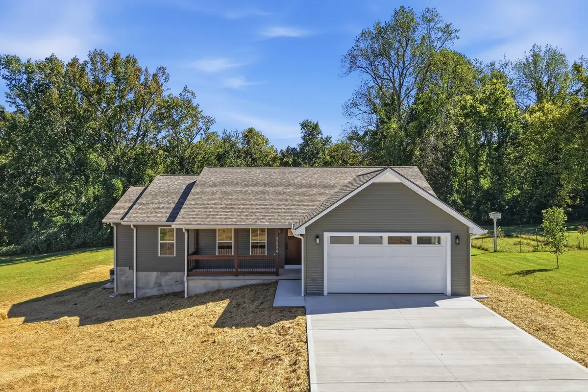 5694 Bob Lynn Rd, Cookeville, TN 38501