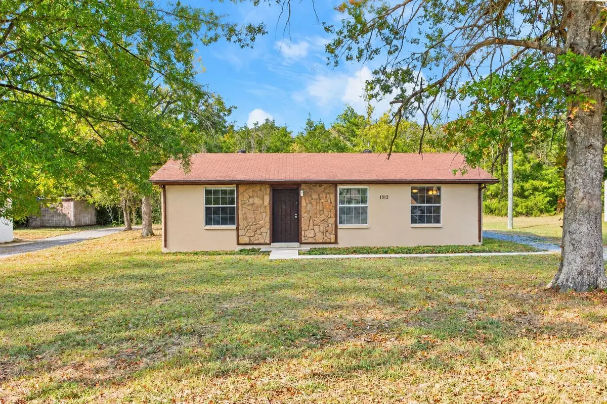 3312 Kings Ln, Nashville, TN 37218