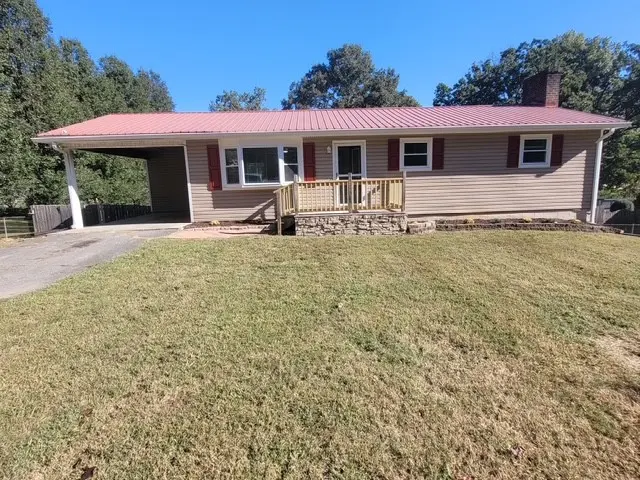 1945 Plantation Dr #SE, Cleveland, TN 37323