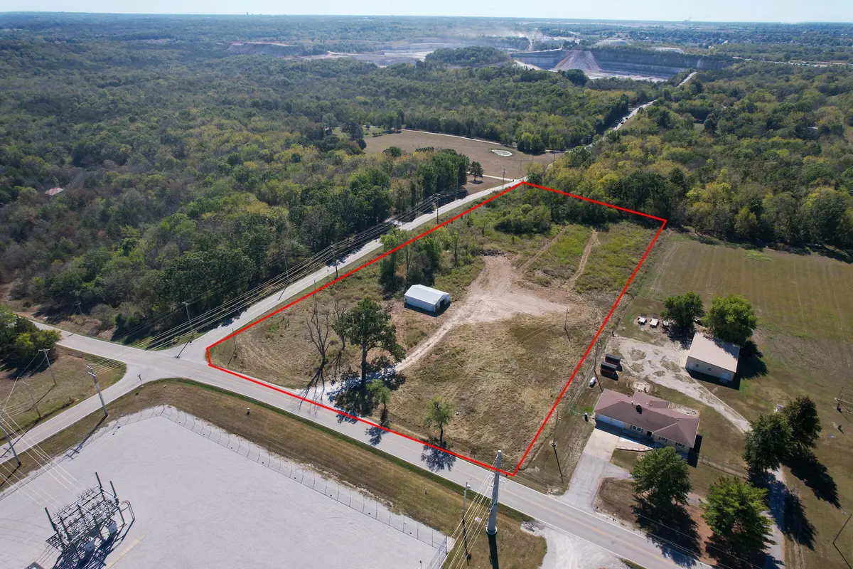 6122 W State Highway O, Willard, MO 65781