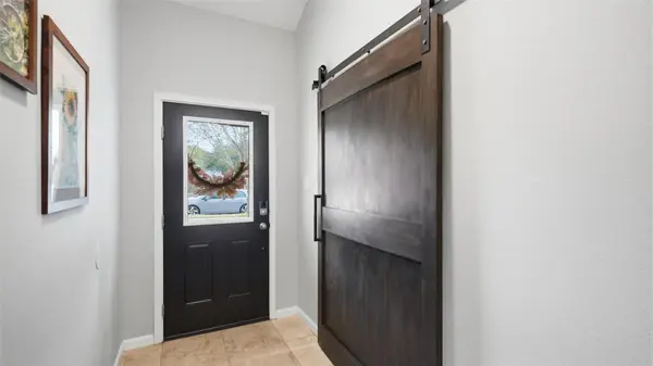 5513 Kayview DR, Austin, TX 78749