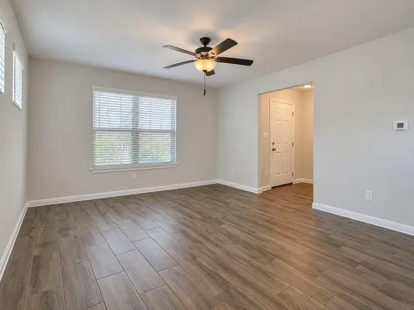 2801 Seneca PATH #32, Leander, TX 78641