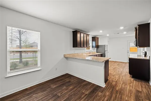 101 Fairfax LN, Jarrell, TX 76537