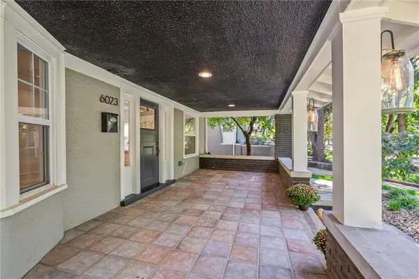 6023 Main ST, Kansas City, MO 64113