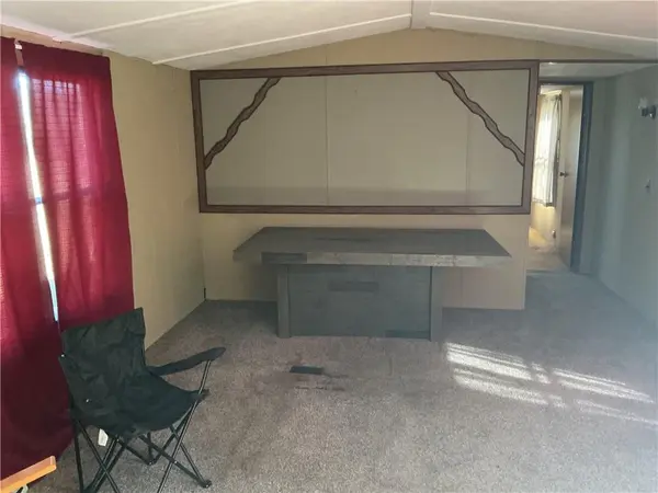 2125 Riley RD, Ottawa, KS 66067
