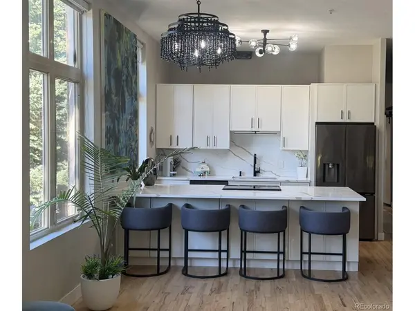 220 Roslyn #701, Denver, CO 80230