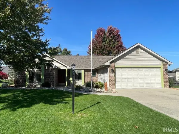 1773 E Ravenwood LN, Columbia City, IN 46725