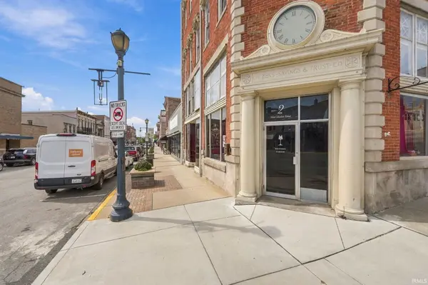 2 W Market ST, Wabash, IN 46992