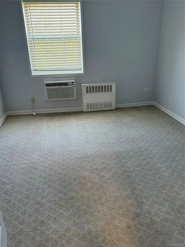 151-15 84th ST #3D, Howard Beach, NY 11414