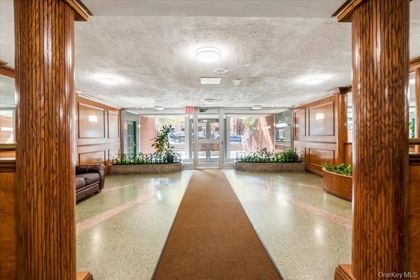 65-15 38th AVE #5Z, Woodside, NY 11377