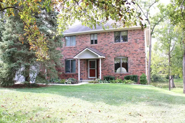 4513 Moss Ridge LN, Indianapolis, IN 46237