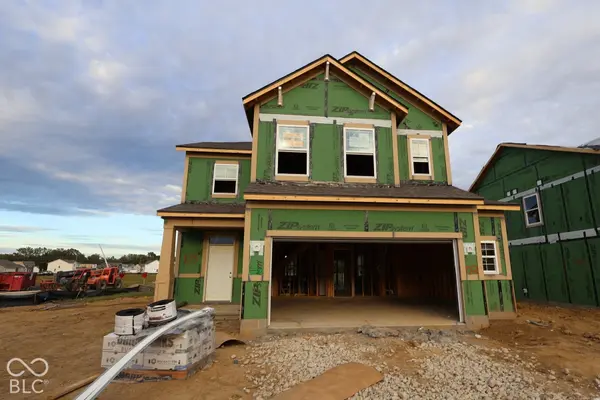 2238 Bear Oak RUN, Shelbyville, IN 46176