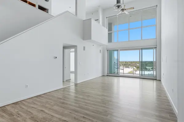 1990 MAIN ST #3, Sarasota, FL 34236