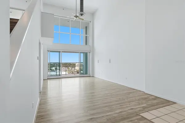 1990 MAIN ST #3, Sarasota, FL 34236