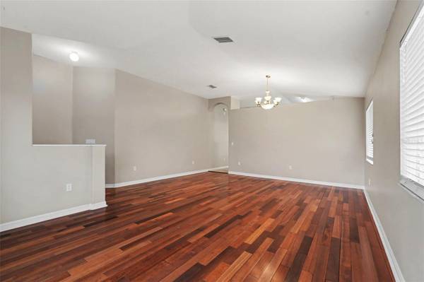 27722 SUGAR LOAF DR, Wesley Chapel, FL 33544
