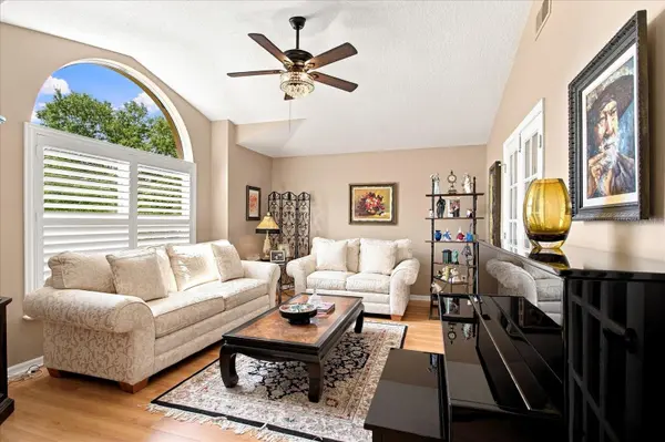 1660 SWEETWATER WEST CIR, Apopka, FL 32712