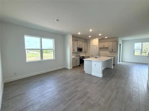 7252 ROLLING LEAF RD, Groveland, FL 34736