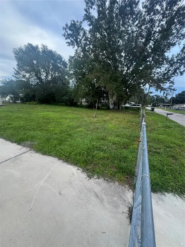 2360 PLUM AVE, Auburndale, FL 33823