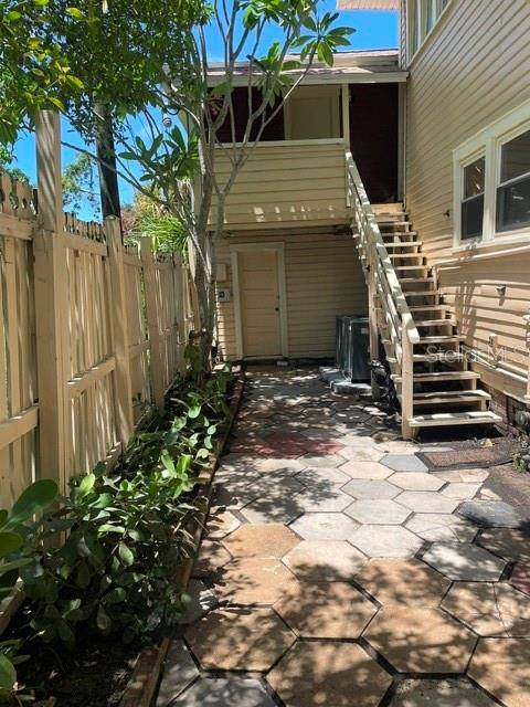 848 3RD ST N, St Petersburg, FL 33701