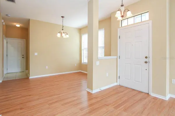 16515 KINGLETRIDGE AVE, Lithia, FL 33547