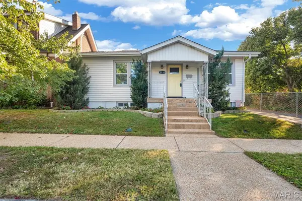 5238 Schollmeyer AVE, St Louis, MO 63109