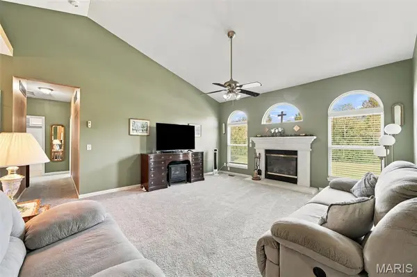 408 Saint Gemma DR, O'fallon, MO 63366