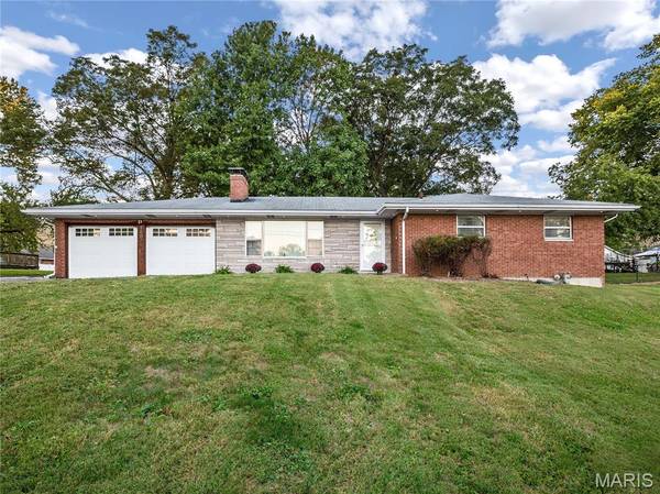 1807 N Keebler AVE, Collinsville, IL 62234