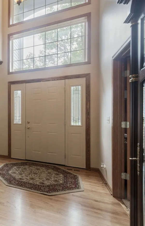 556 Prescott LN, Gurnee, IL 60031