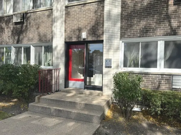 8500 Skokie BLVD #2C, Skokie, IL 60077