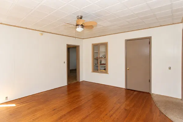 737 E Grant HWY, Marengo, IL 60152