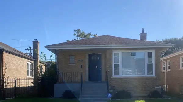 12321 S Green ST, Calumet Park, IL 60827
