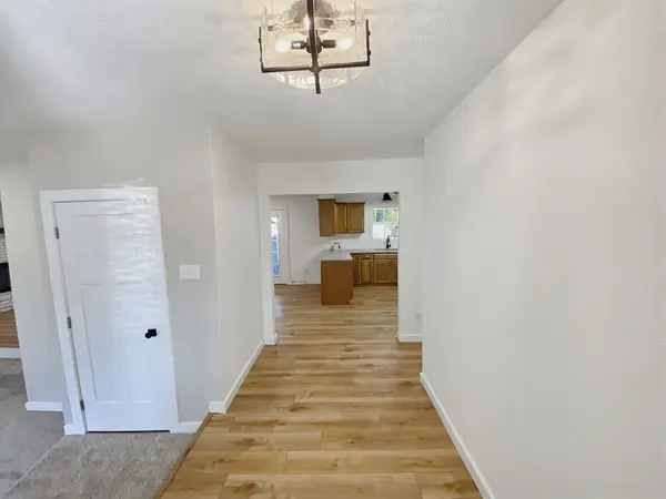 5 Bel Air DR, Centralia, IL 62801