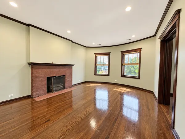 442 E 48th ST #3W, Chicago, IL 60615