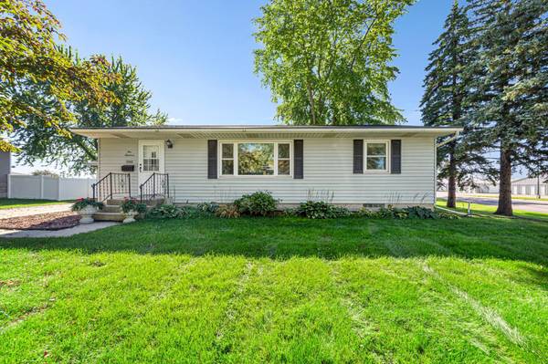 500 13th AVE SE, Waseca, MN 56093