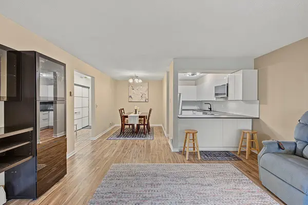 3200 Virginia AVE S #215, Saint Louis Park, MN 55426