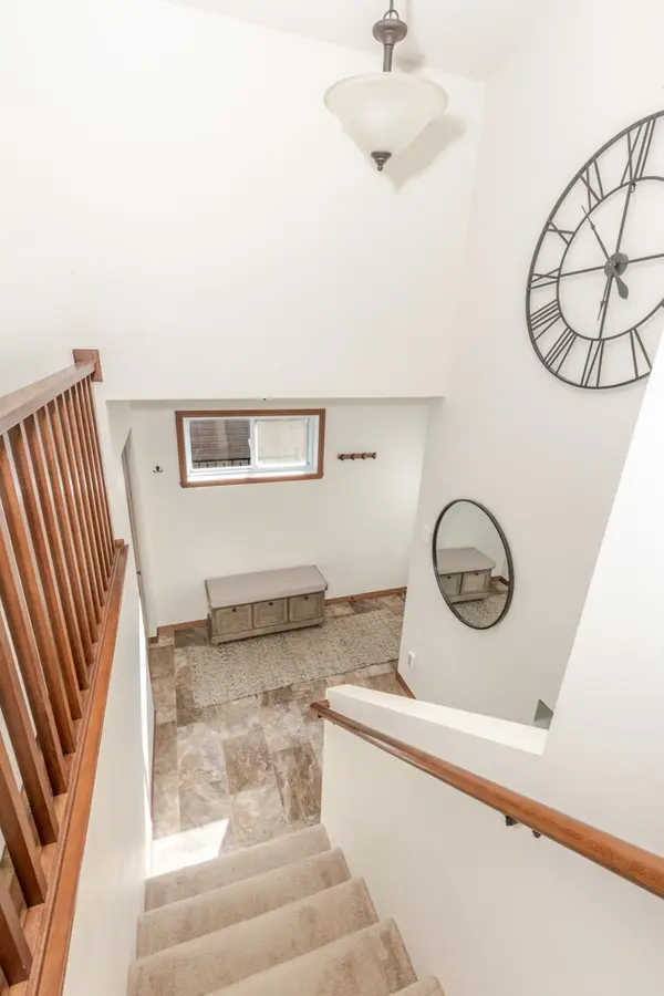 2107 Admiral DR W, West Fargo, ND 58078