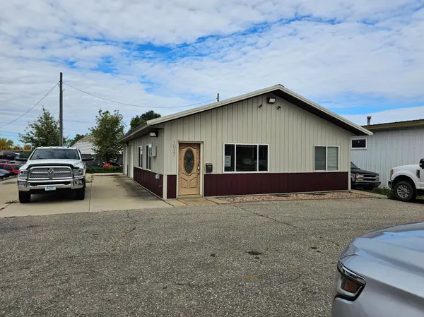 1017 Hwy 12 E, Willmar, MN 56201