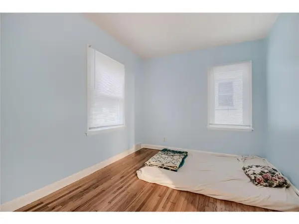 2002 Bush AVE E, Saint Paul, MN 55119