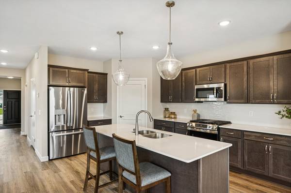 227 Emmy LN, Hanover, MN 55341