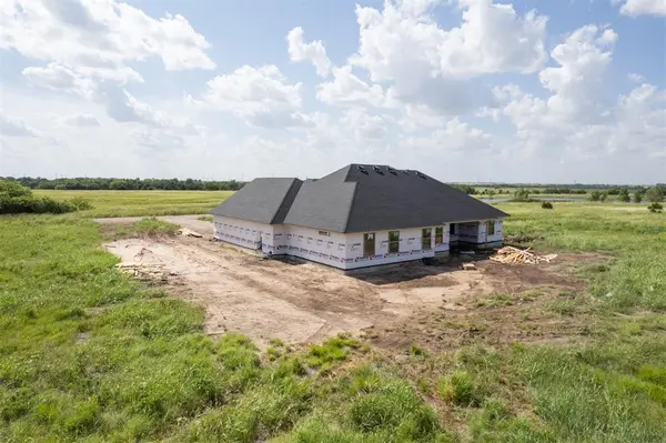 30115 Cashion Acres RD, Cashion, OK 73016