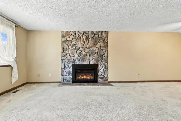 1941 Quail Court, West Richland, WA 99353